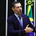 Brasil venceu a Croácia por 3 a 1 em último compromisso antes da lista para Copa