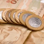 Pedidos de demissão batem recorde impulsionados por trabalhadores do comércio