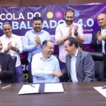Flávio Bolsonaro projeta resgatar ambiente de negócios no Brasil durante encontro em São Caetano