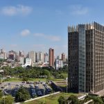 Decisão contra Flávio Bolsonaro gera críticas no governo e no STF